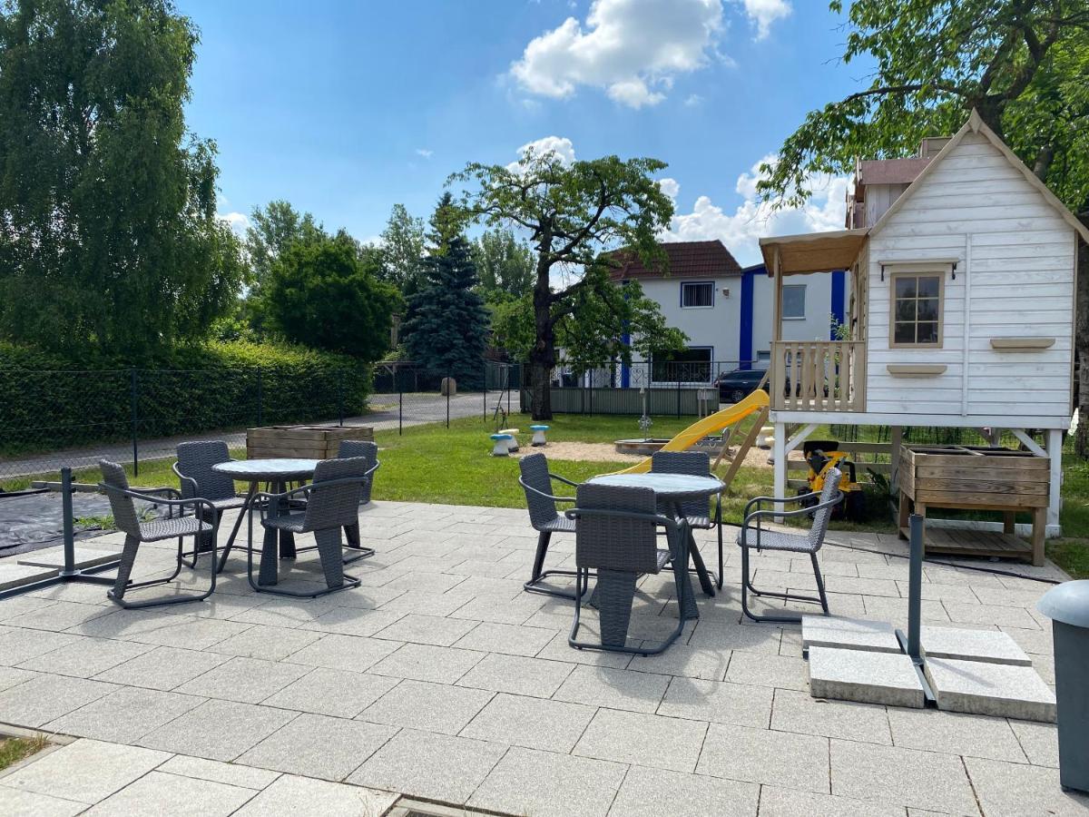 La Maison Pritzwalk - Bett & Bike Bagian luar foto